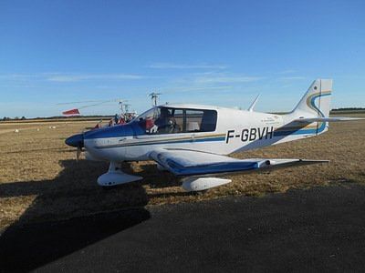 Robin DR400
