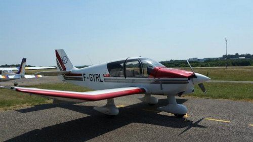 Robin DR400