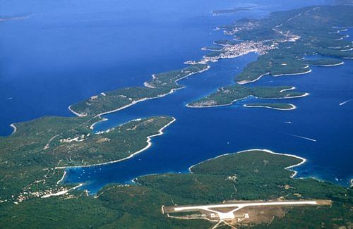 Flug nach Mali Lošinj für 3 Personen