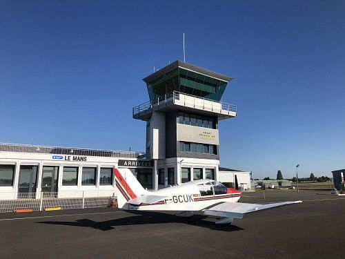 Robin DR400