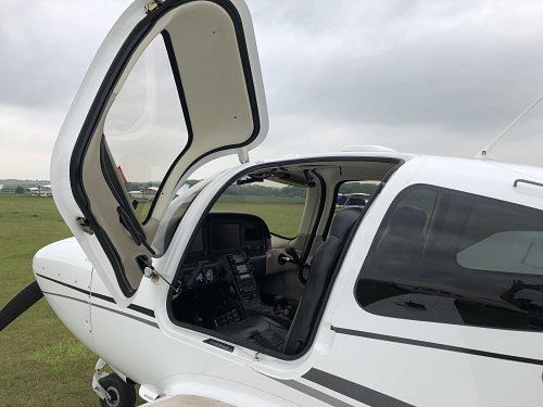 Cirrus SR20