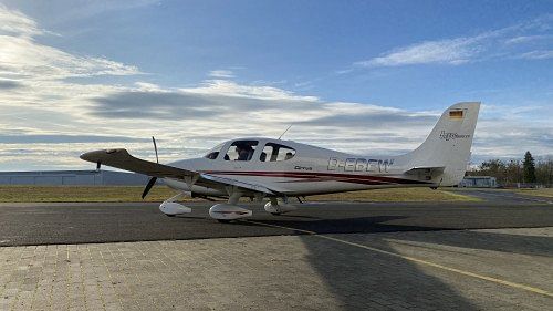 Cirrus SR20