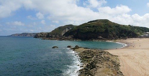 Join me on a day trip to Jersey in a Piper PA28