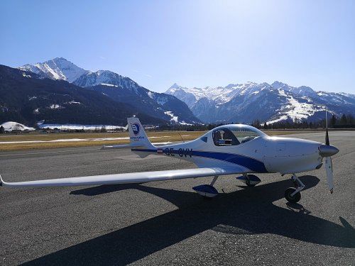 Aquila A210 (AT01)