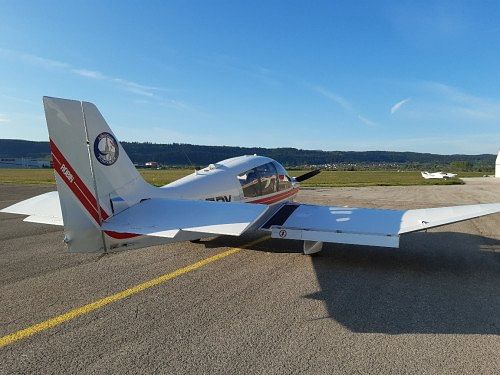Robin DR 400