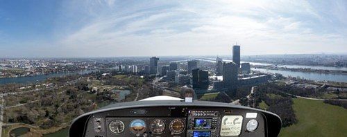 Exclusiver V.I.P. Wien Rundflug direkt durch die Stadt