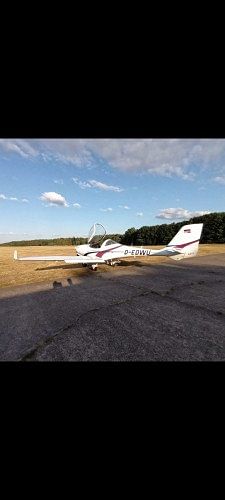 Aquila A211