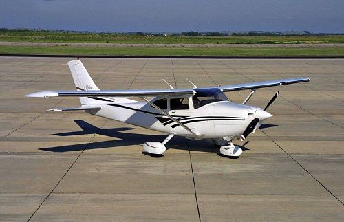 Cessna 182Q PFM3200
