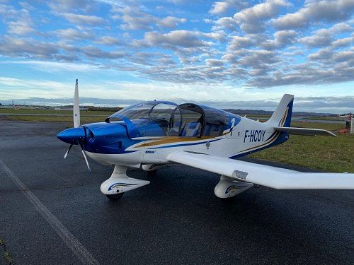 Robin DR400