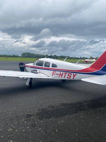 Piper PA28-201 Arrow III