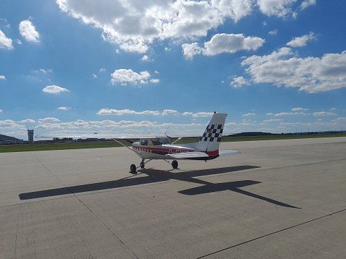 Cessna F152