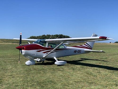 Cessna 182
