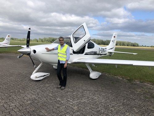 Cirrus SR20
