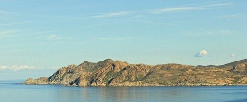 Tour de la Corse en avion et déjeuner à Calvi