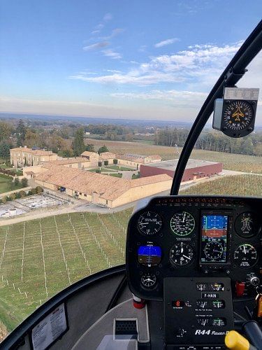 Robinson R44