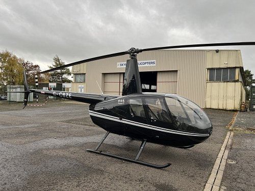 Robinson R44
