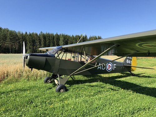 Piper PA18