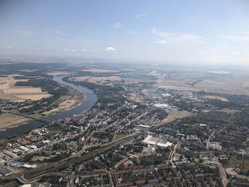 Rundflug über das schöne Magdeburg und das Umland (je nach Wunsch)
