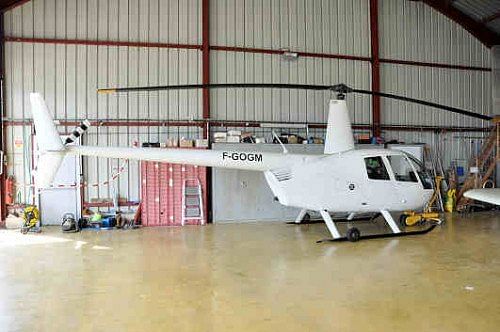 Robinson R44