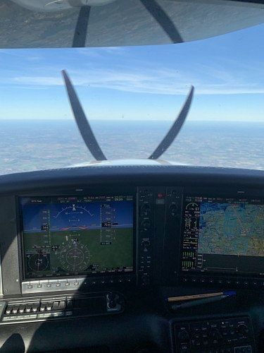 Cirrus SR22