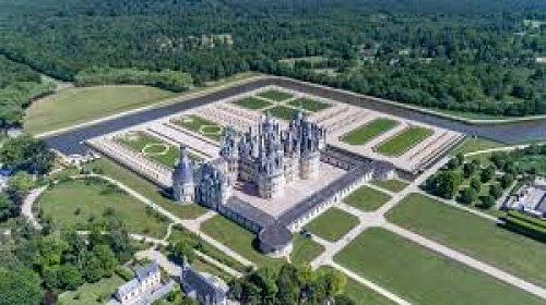 Le Mans, Chambord et les châteaux de La Loire