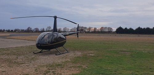 Robinson R44