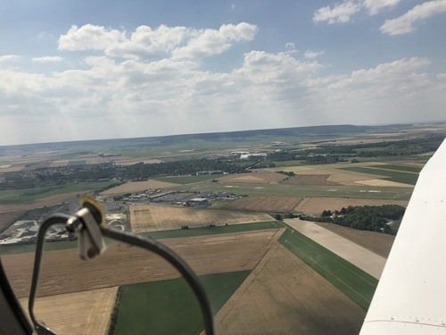 Visite aérienne de la région de la Champagne