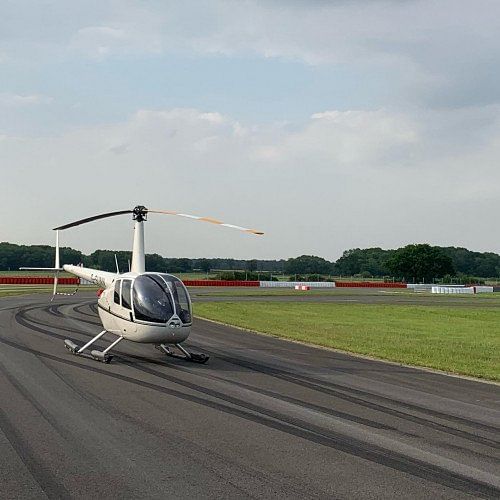 Robinson R44