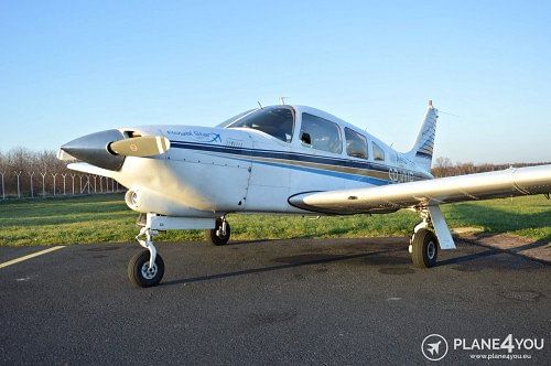 Piper PA28 Arrow