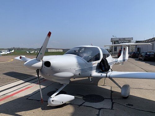 Diamond Aircraft DA 40 Conventionnel
