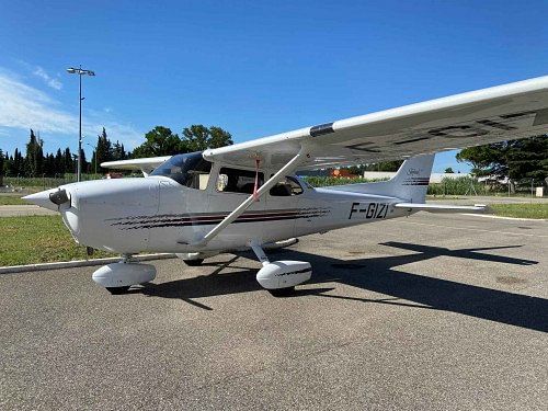 Cessna 172 R