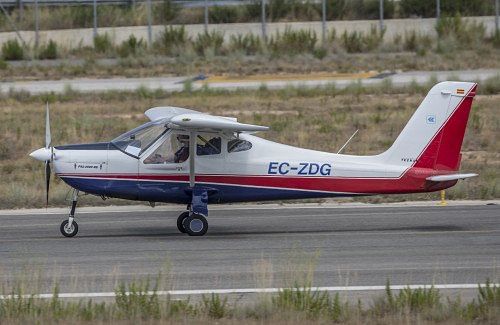 Tecnam P92-2000 RG