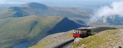 Flight over Snowdonia via Blaenau Ffestiniog landing at Caernafon