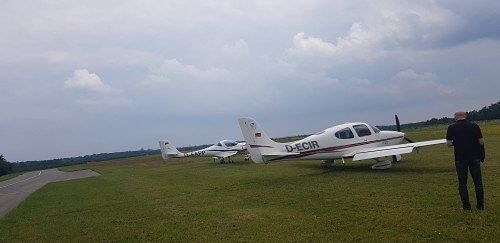 Cirrus SR20