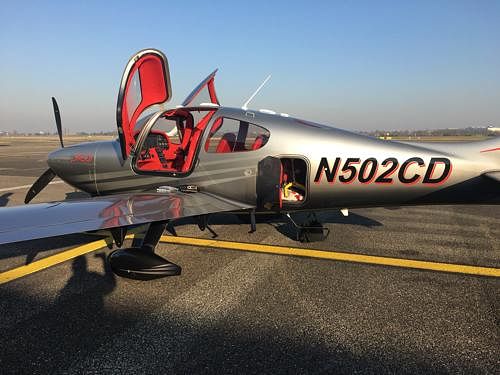 Cirrus SR22 T