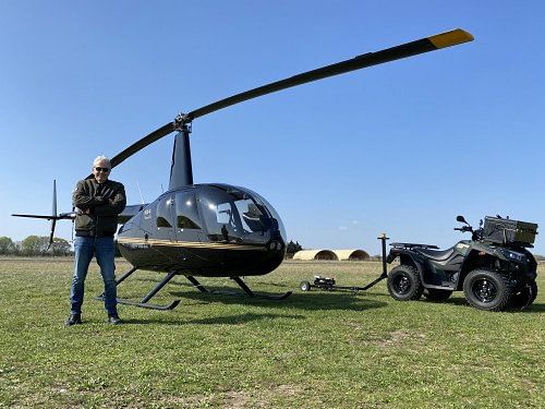 Robinson R44