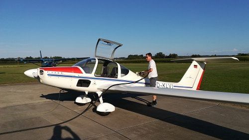 Grob G109b