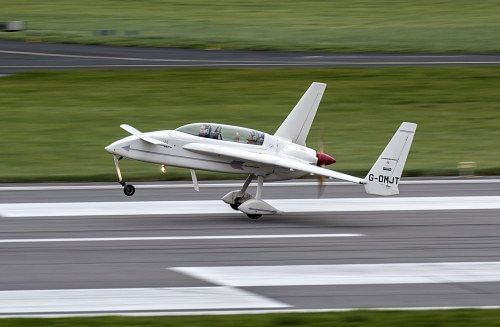 Rutan Aircraft Factory Long EZ