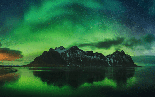 Flight to see the Northern Lights