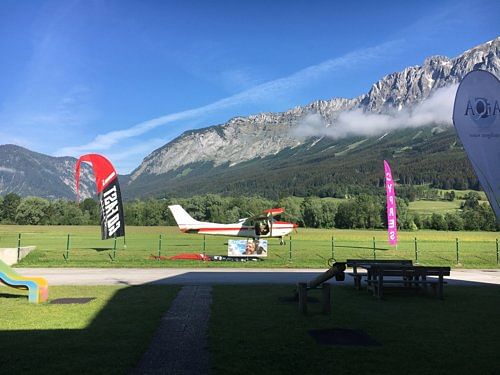 Cessna 182